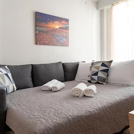 Entire Apt, 3Rd Floor, 1 Bedroom Atena Exterior foto